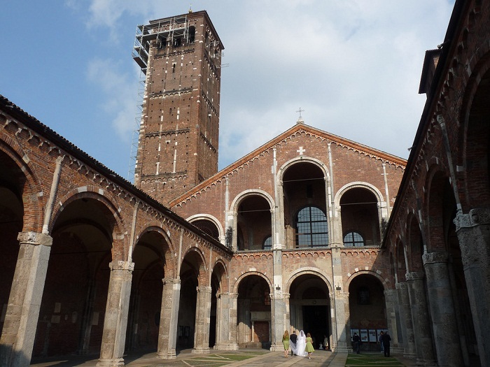 02_Basilica_di_SantAmbrogio